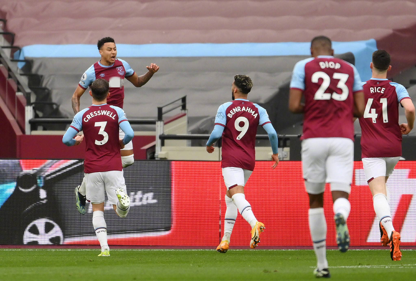 角度揭示足 角度揭示足